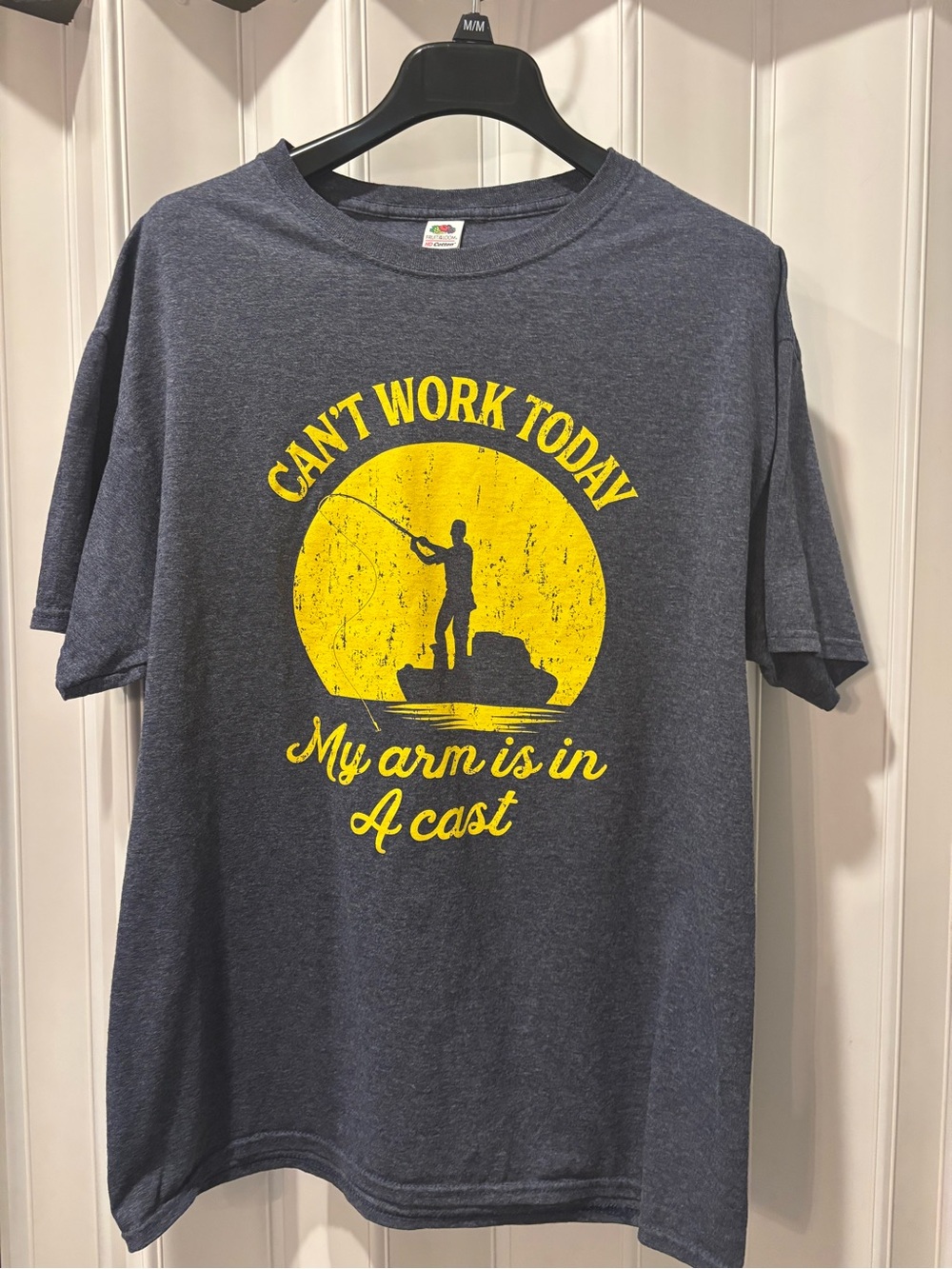 Can't Work Today Fishing Graphic Tee - Size large
